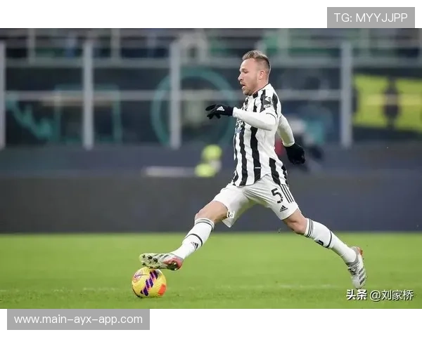 炸裂！1亿转会费援欧冠首秀，尤文多特对决高潮迭起，尤文最新转会2020